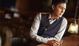 娱乐大爆料靳东是谁呀视频,揭秘靳东的星光之路